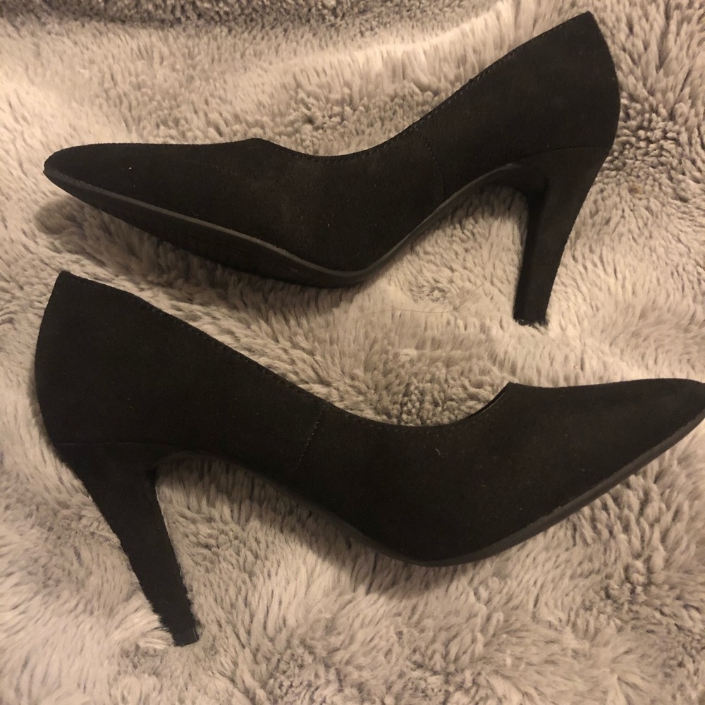 Black heels